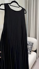 01 BLACK DRESS - Image 2