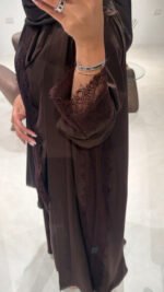 01 EXCLUSIVE EDITION - Image 2