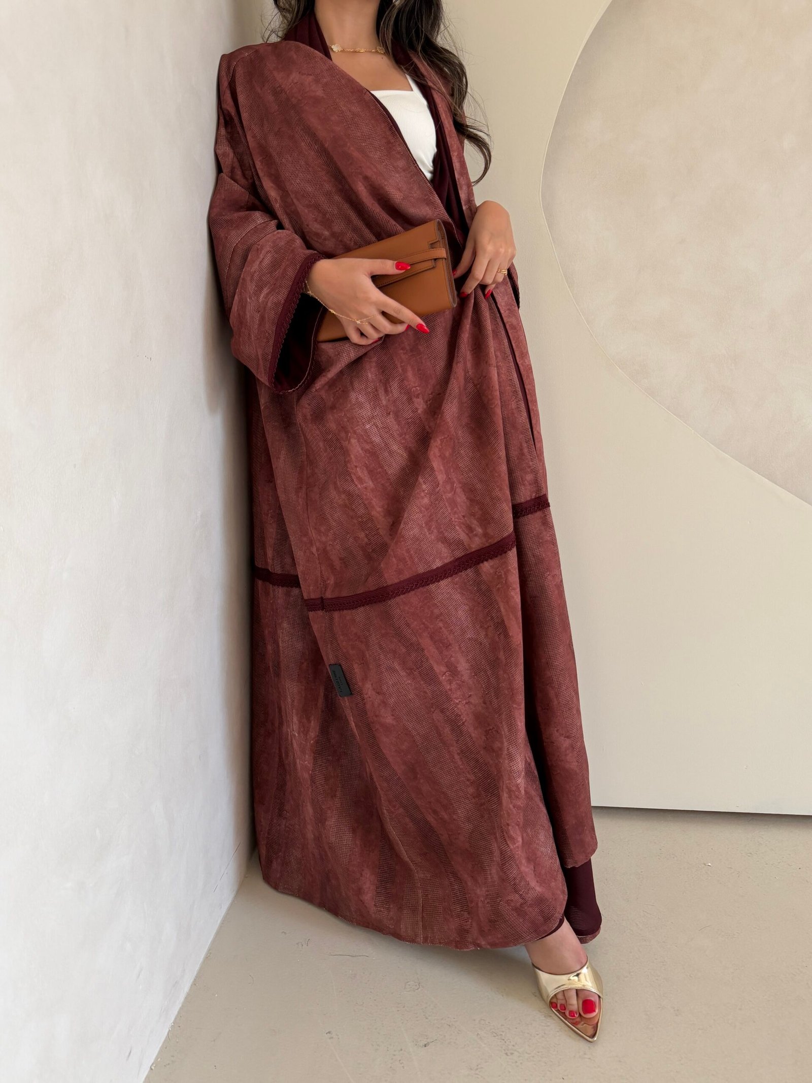 IMG_2639 1051 - maroon البديل - Image 1